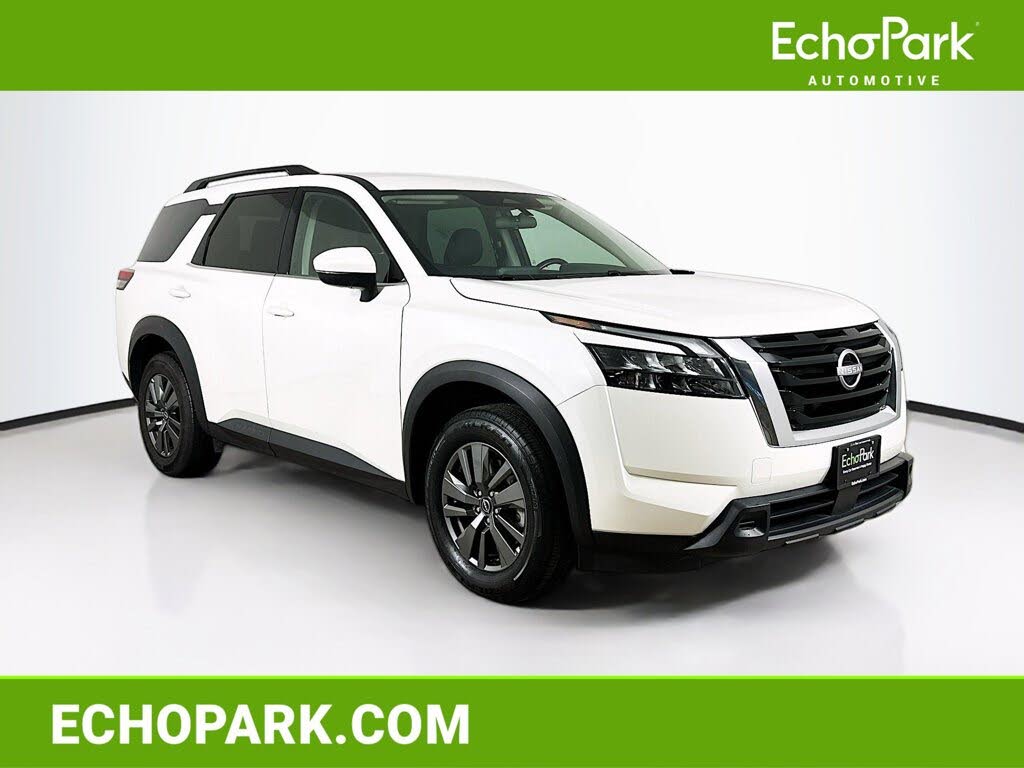 2024 Nissan Pathfinder SV FWD