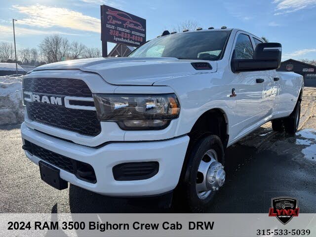 2024 RAM 3500 Tradesman Crew Cab LB DRW 4WD