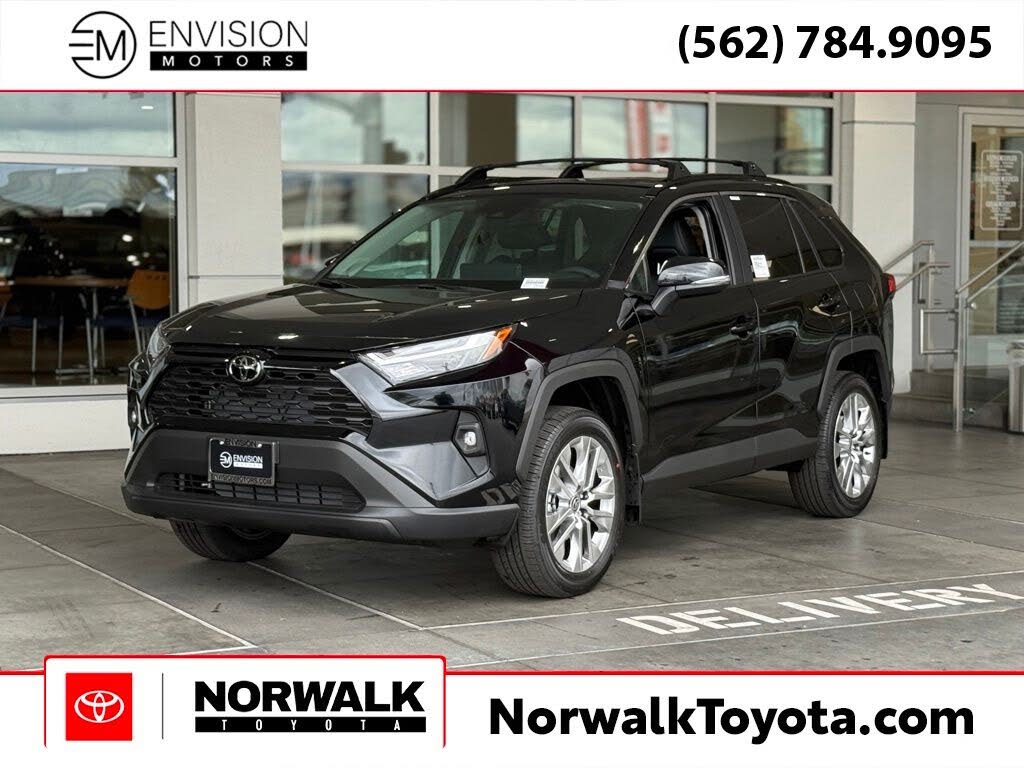 2025 Toyota RAV4 XLE Premium AWD