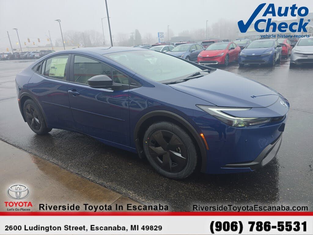 2026 Toyota Prius LE FWD