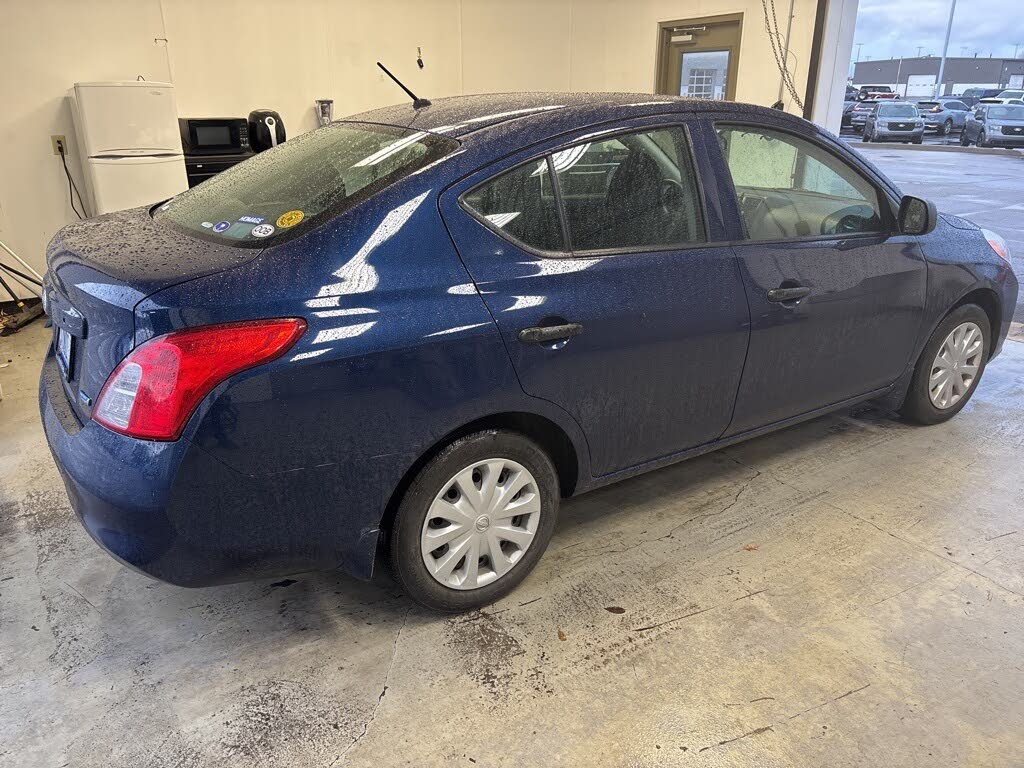 2013 Nissan Versa 1.6 SV