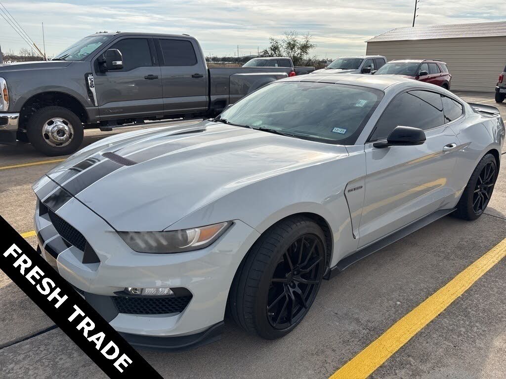 2017 Ford Mustang Shelby GT350 Fastback RWD