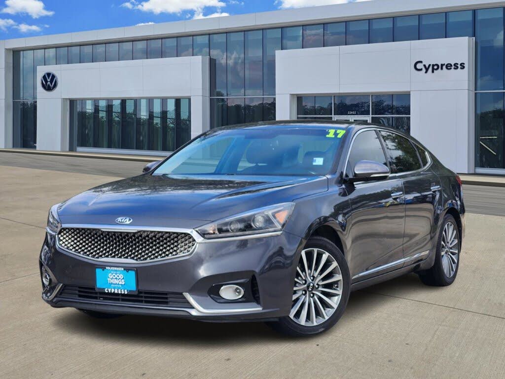 2017 Kia Cadenza Premium