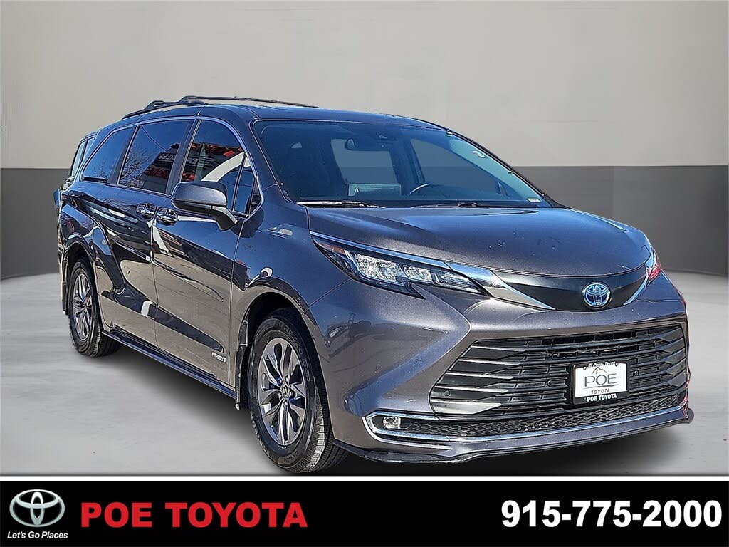 2021 Toyota Sienna XLE 7-Passenger FWD