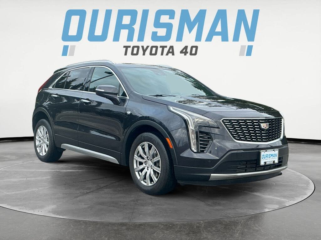 2022 Cadillac XT4 Premium Luxury AWD