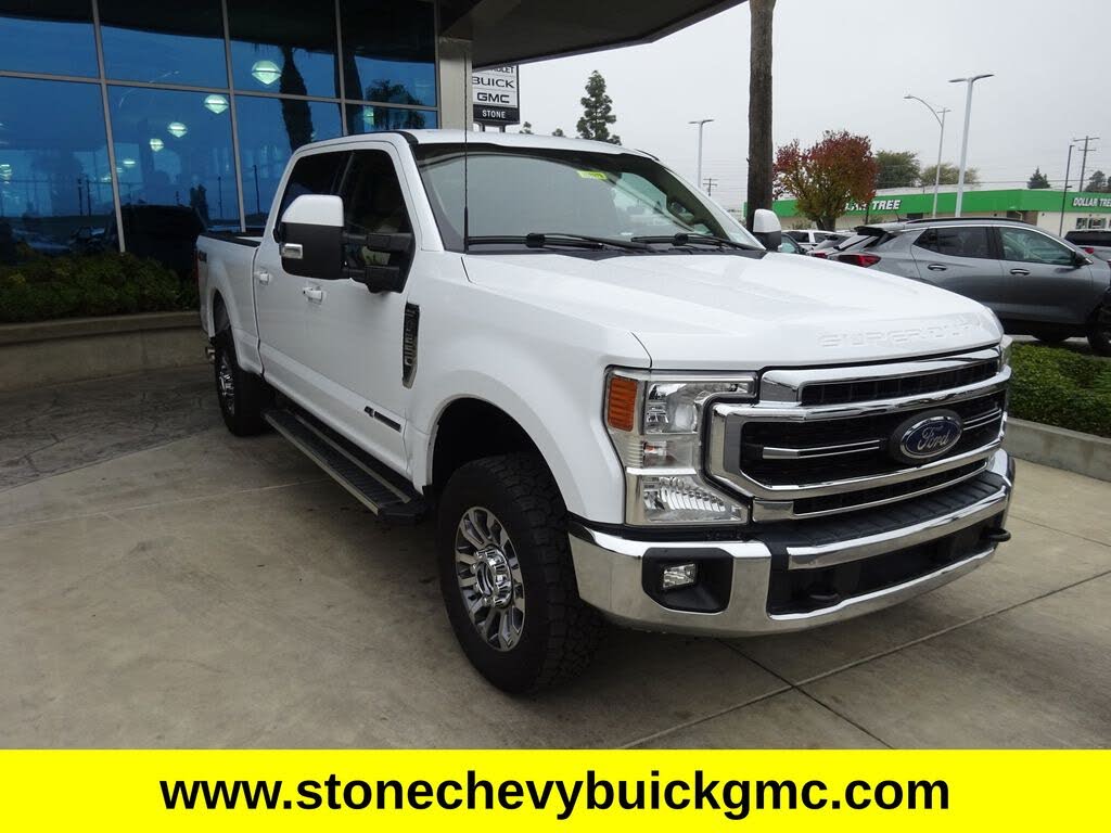 2022 Ford F-250 Super Duty Lariat Crew Cab 4WD