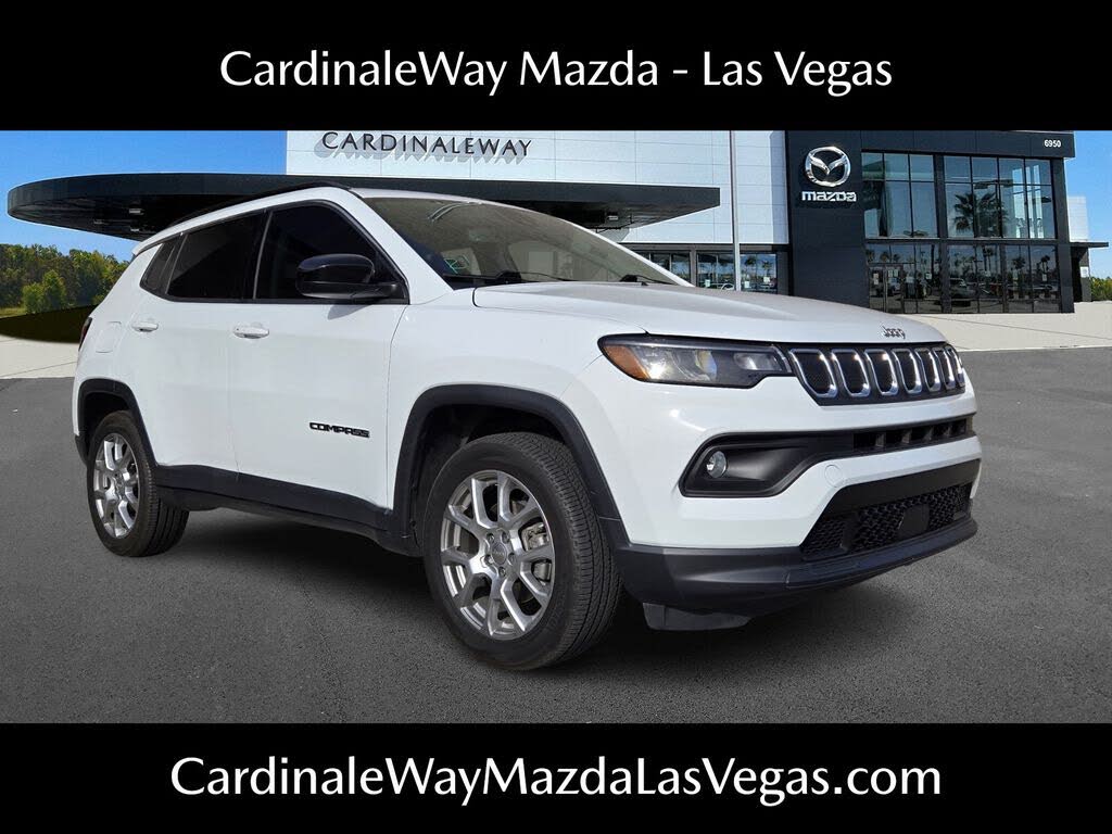 2022 Jeep Compass Latitude Lux 4WD