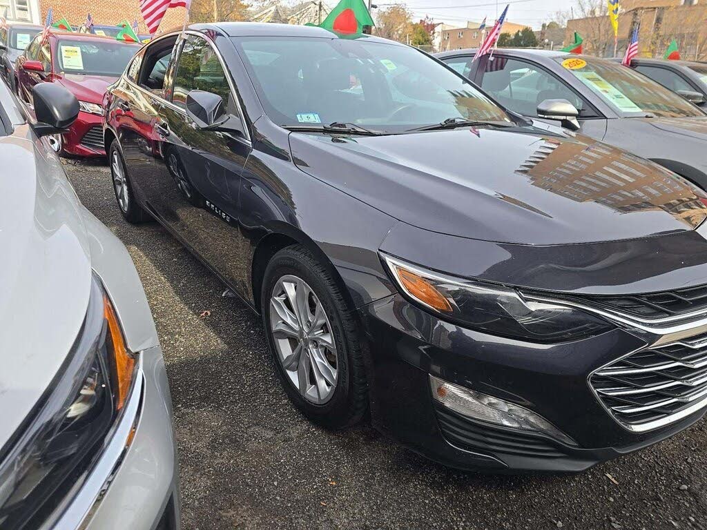 2023 Chevrolet Malibu LT with 1LT FWD