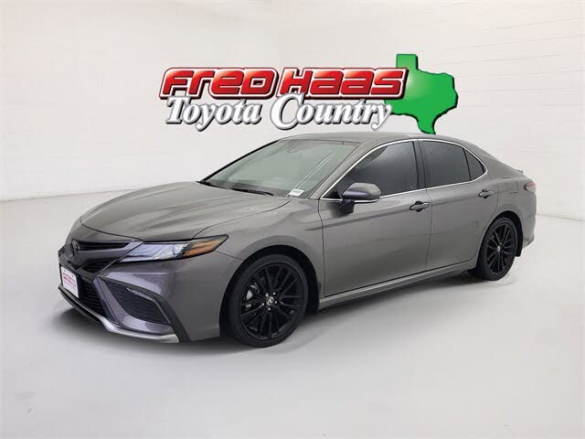 2024 Toyota Camry XSE FWD
