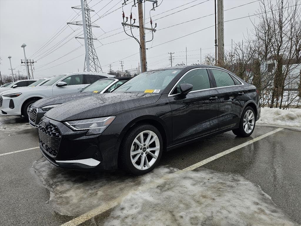 2025 Audi A3 quattro Premium 40 TFSI