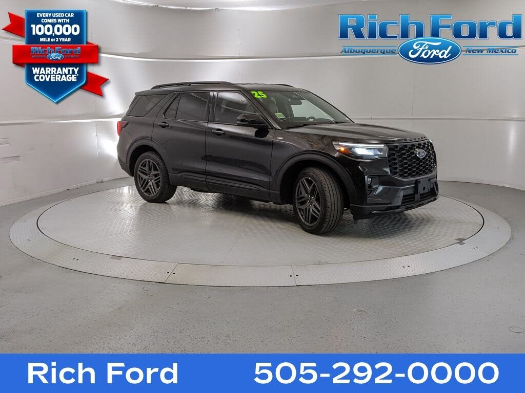 2025 Ford Explorer ST-Line AWD