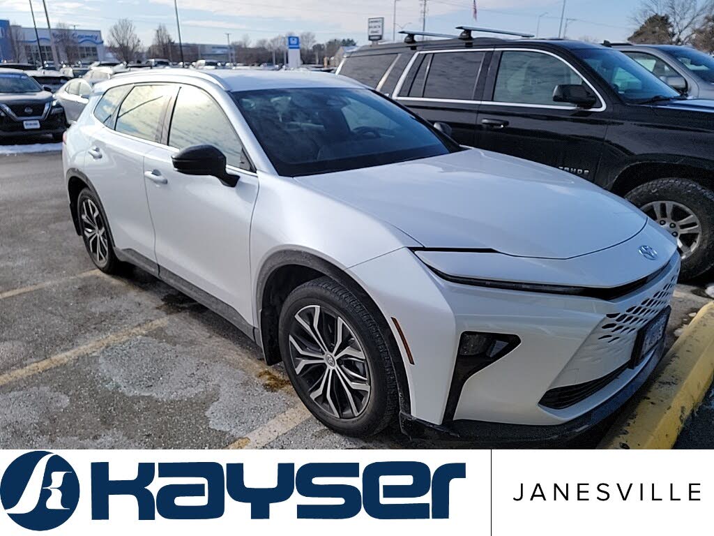 2025 Toyota Crown Signia XLE AWD