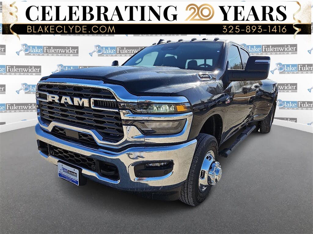 2026 RAM 3500 Tradesman Crew Cab LB DRW 4WD