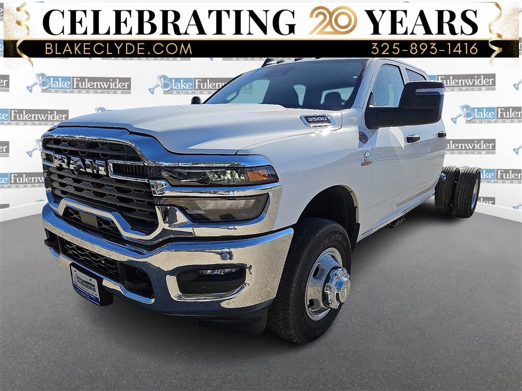 2026 RAM 3500 Chassis Tradesman Crew Cab LB DRW 4WD