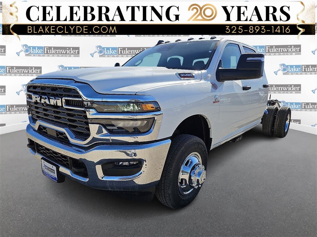2026 RAM 3500 Chassis Tradesman Crew Cab LB DRW 4WD