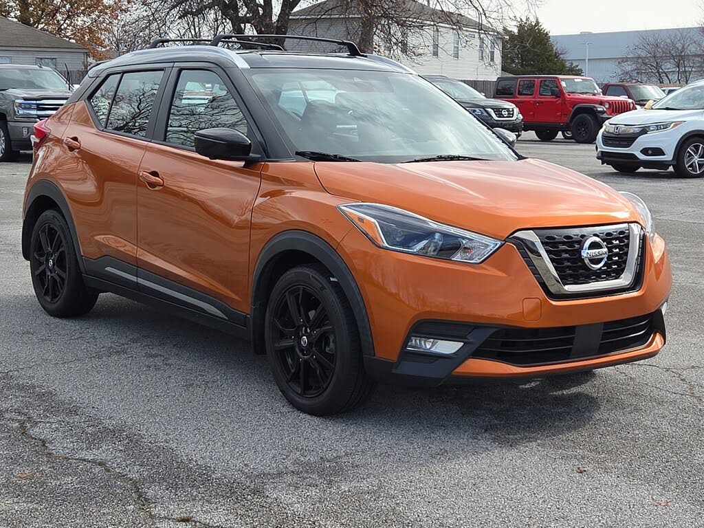 2020 Nissan Kicks SR FWD