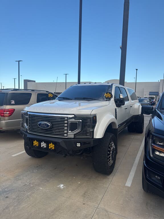 2022 Ford F-450 Super Duty King Ranch Crew Cab LB DRW 4WD