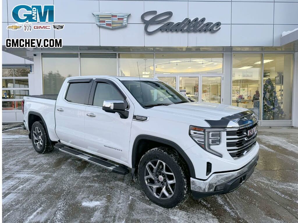 2022 GMC Sierra 1500 SLT Crew Cab 4WD