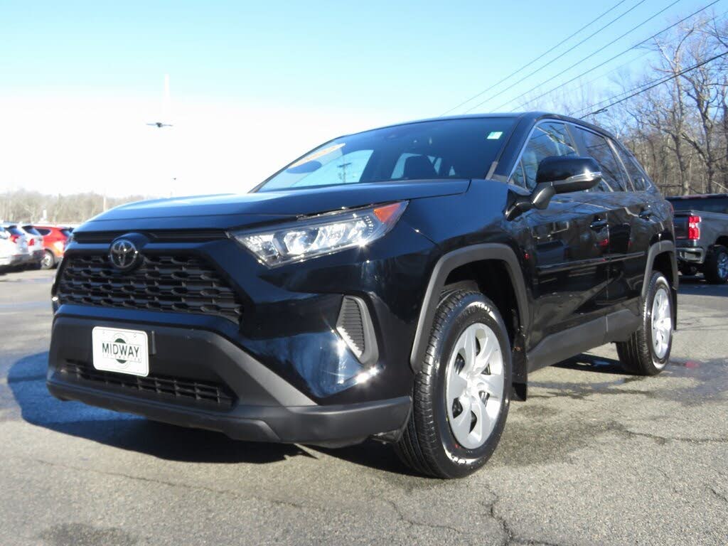 2022 Toyota RAV4 LE AWD