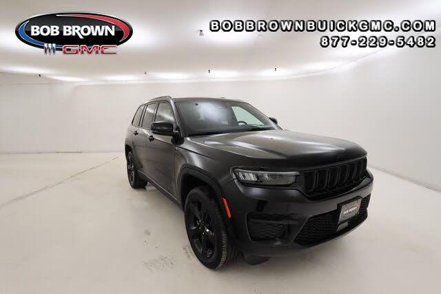 2023 Jeep Grand Cherokee Altitude 4WD