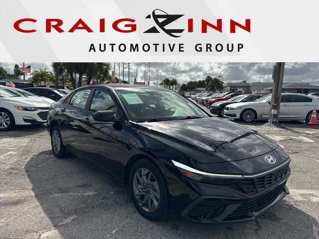 2024 Hyundai Elantra SEL FWD