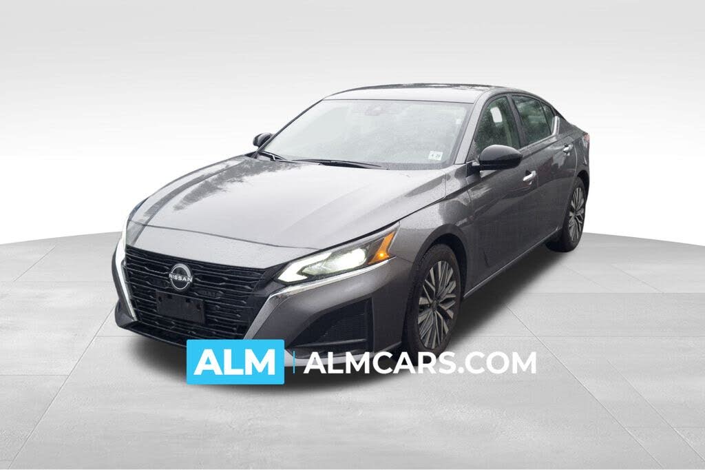 2024 Nissan Altima 2.5 SV FWD