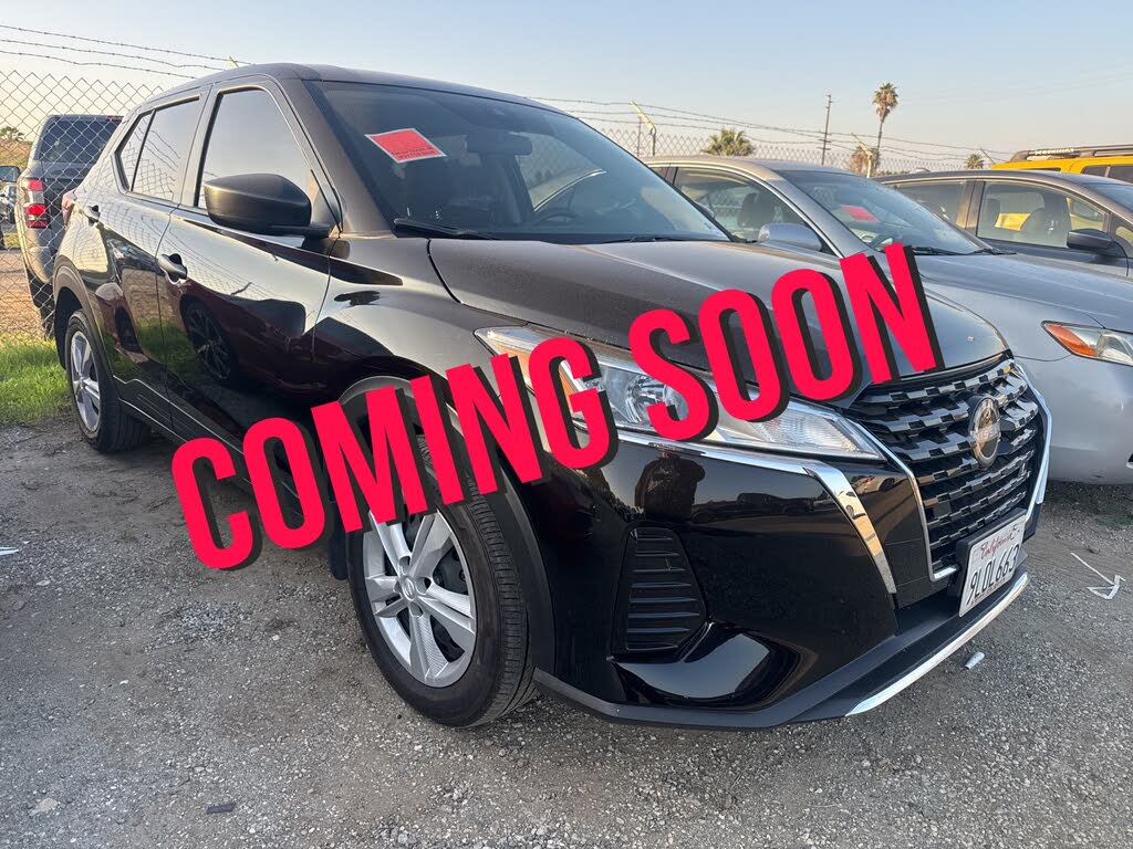 2024 Nissan Kicks S FWD