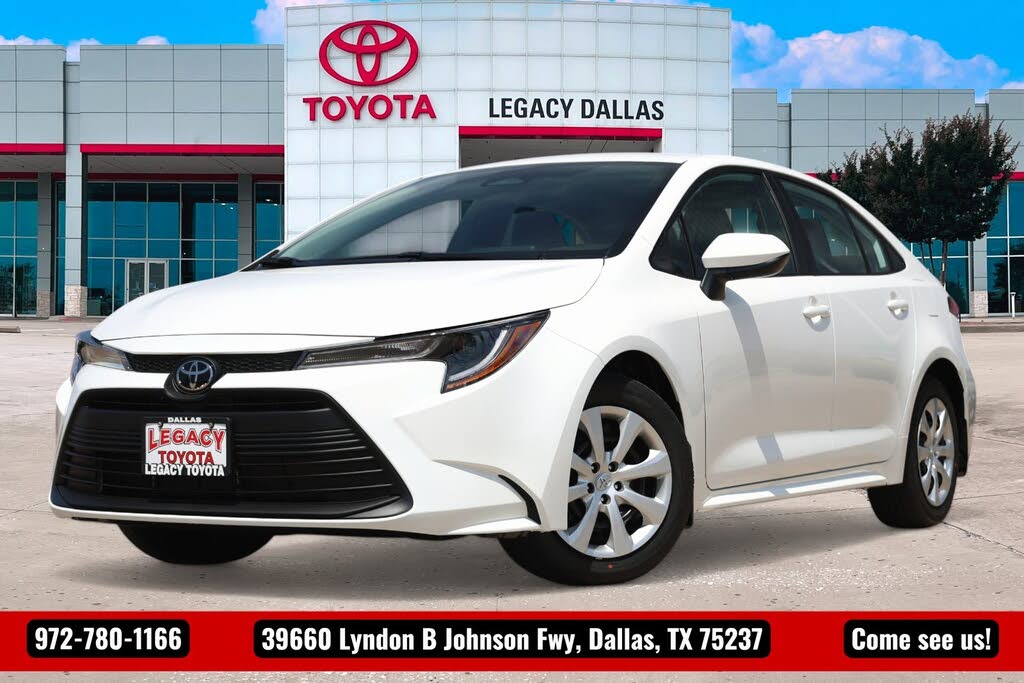 2025 Toyota Corolla LE FWD