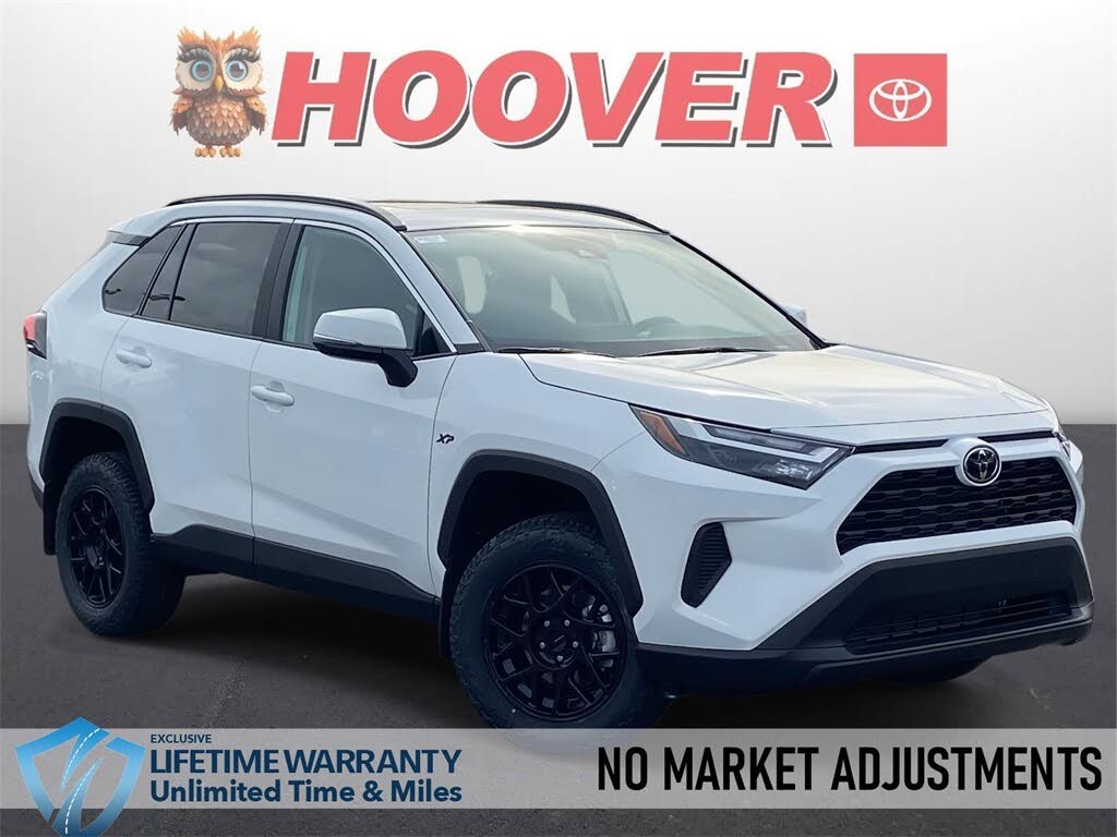 2025 Toyota RAV4 XLE FWD