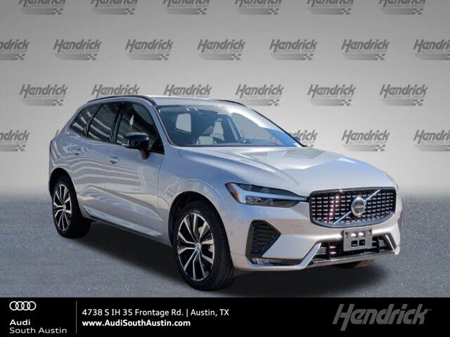 2025 Volvo XC60 B5 Plus Dark Theme AWD