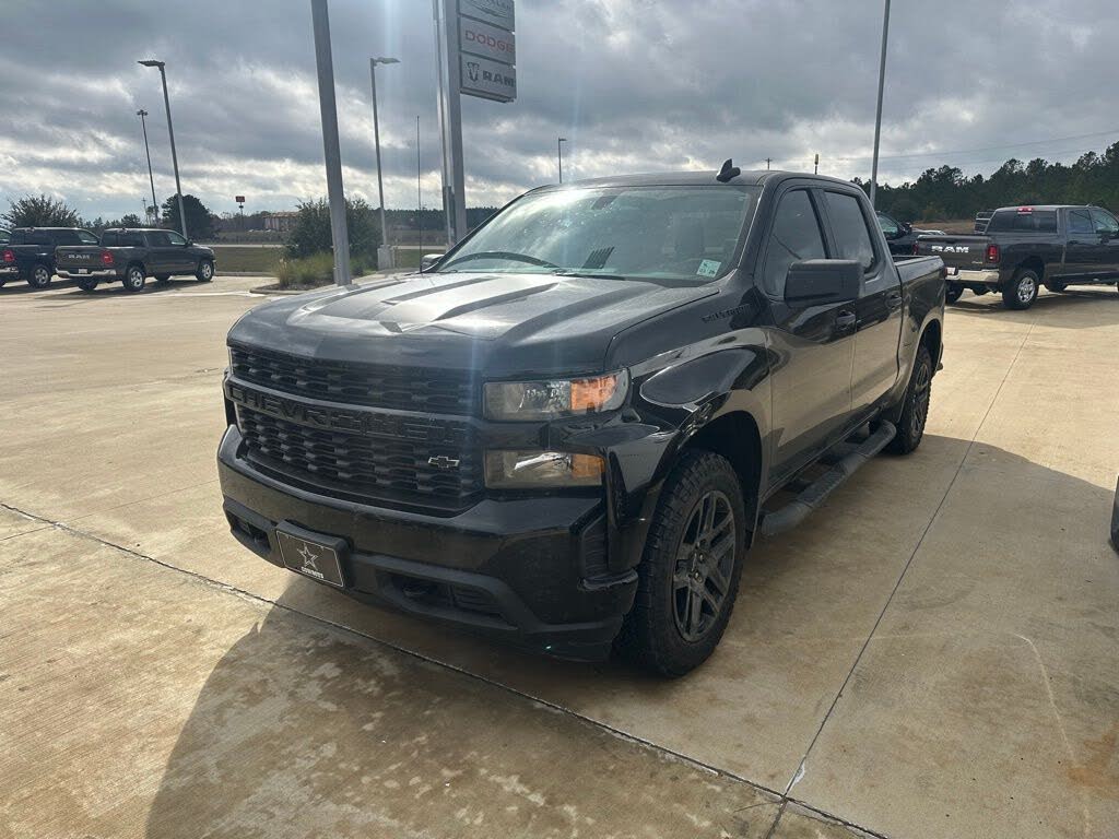 2022 Chevrolet Silverado 1500 Custom Crew Cab 4WD