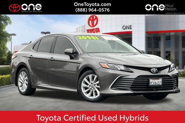 2022 Toyota Camry LE FWD