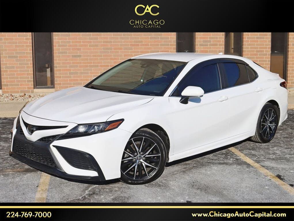 2022 Toyota Camry SE AWD