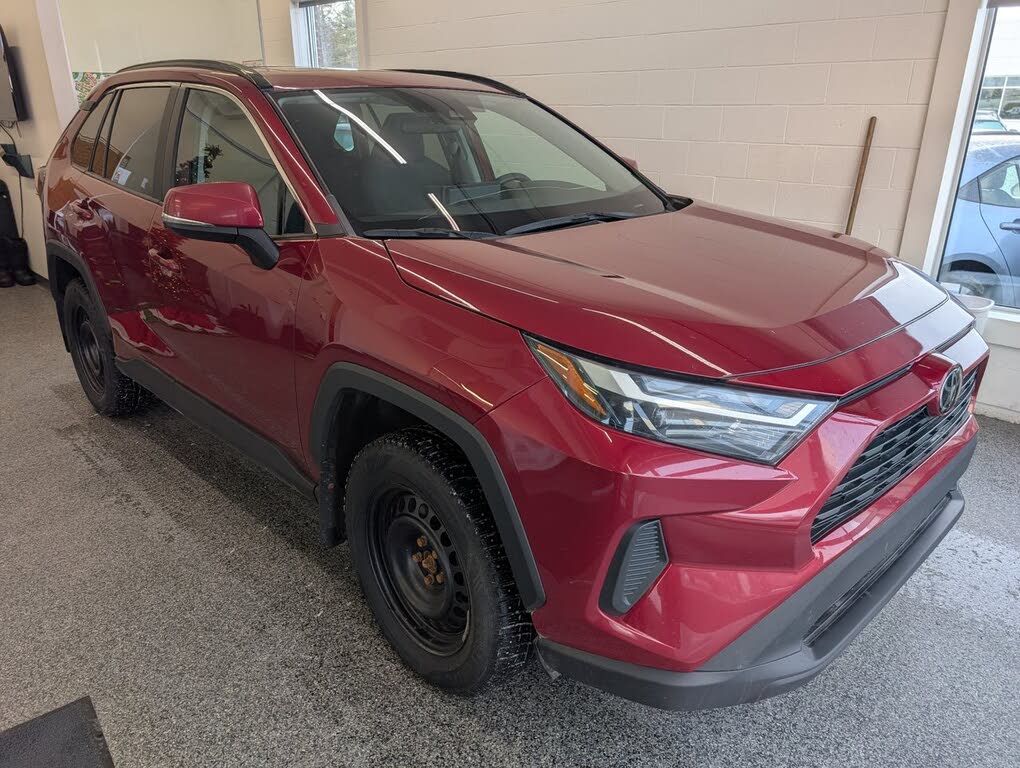 2022 Toyota RAV4 XLE AWD