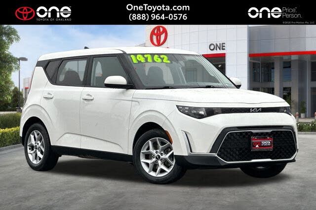 2023 Kia Soul LX FWD