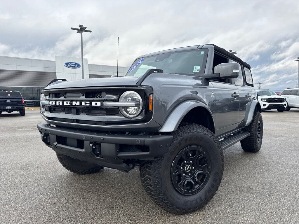 2024 Ford Bronco Outer Banks 4-Door 4WD