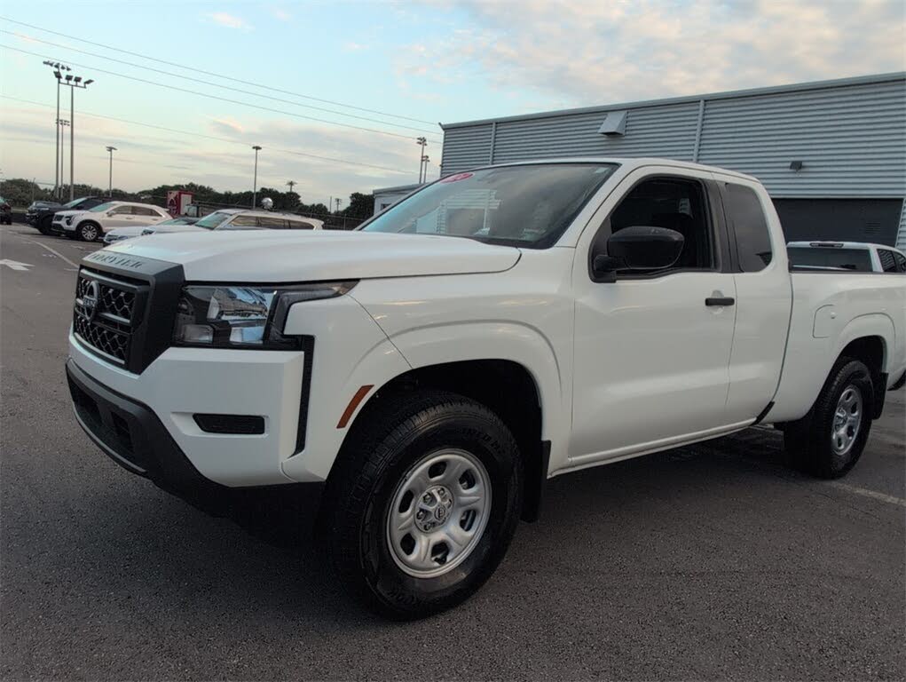 2024 Nissan Frontier S King Cab 4WD