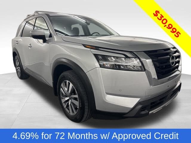 2024 Nissan Pathfinder SL FWD