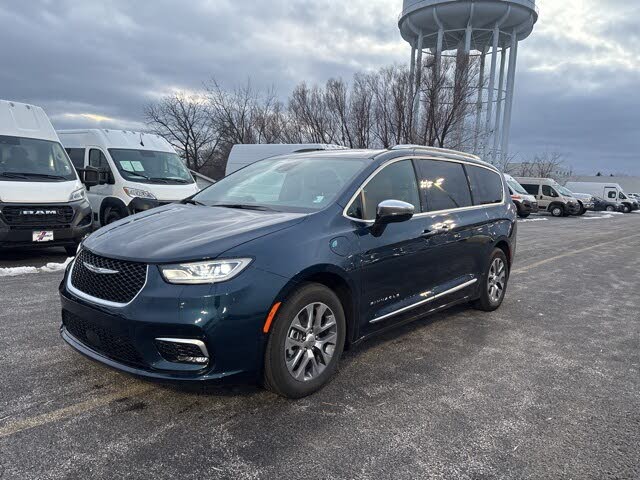 2025 Chrysler Pacifica Hybrid Pinnacle FWD