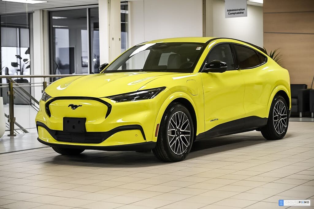 2025 Ford Mustang Mach-E Premium AWD