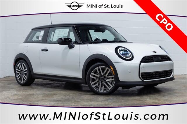 2025 MINI Cooper Signature Trim 2-door Hatchback