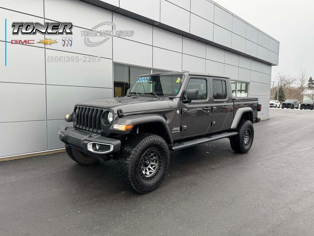 2022 Jeep Gladiator Overland Crew Cab 4WD
