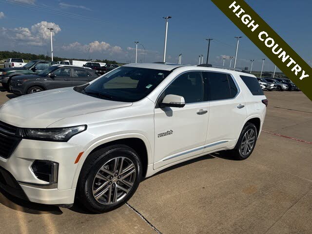 2023 Chevrolet Traverse High Country FWD