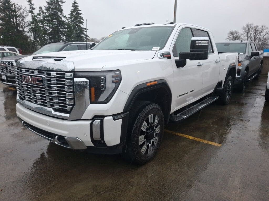 2024 GMC Sierra 3500HD Denali Crew Cab 4WD
