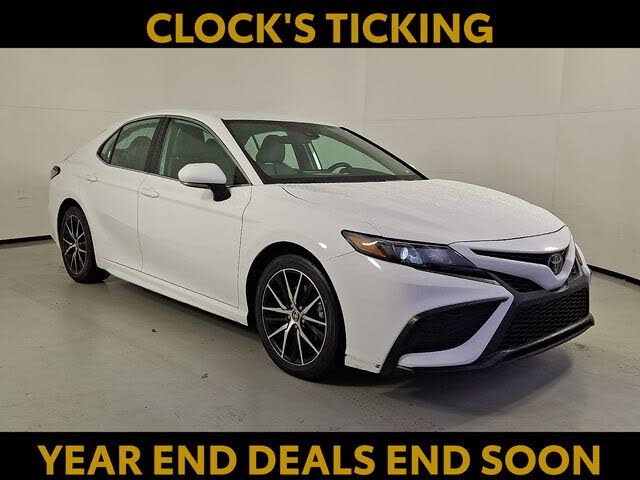 2024 Toyota Camry SE FWD