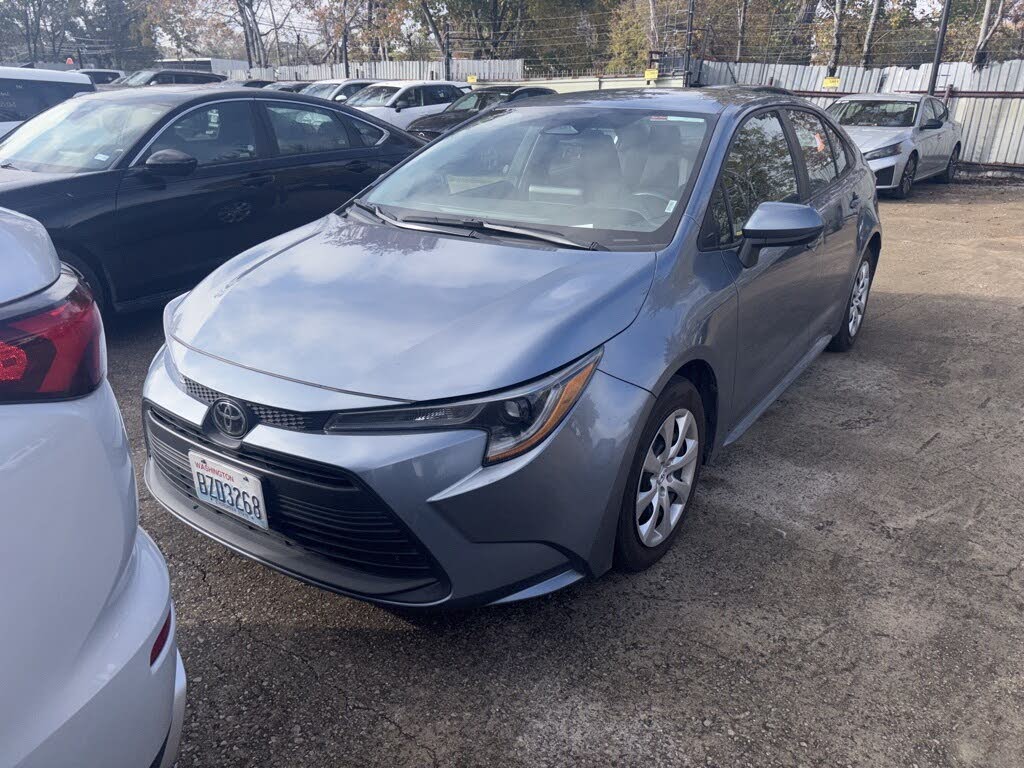 2024 Toyota Corolla LE FWD