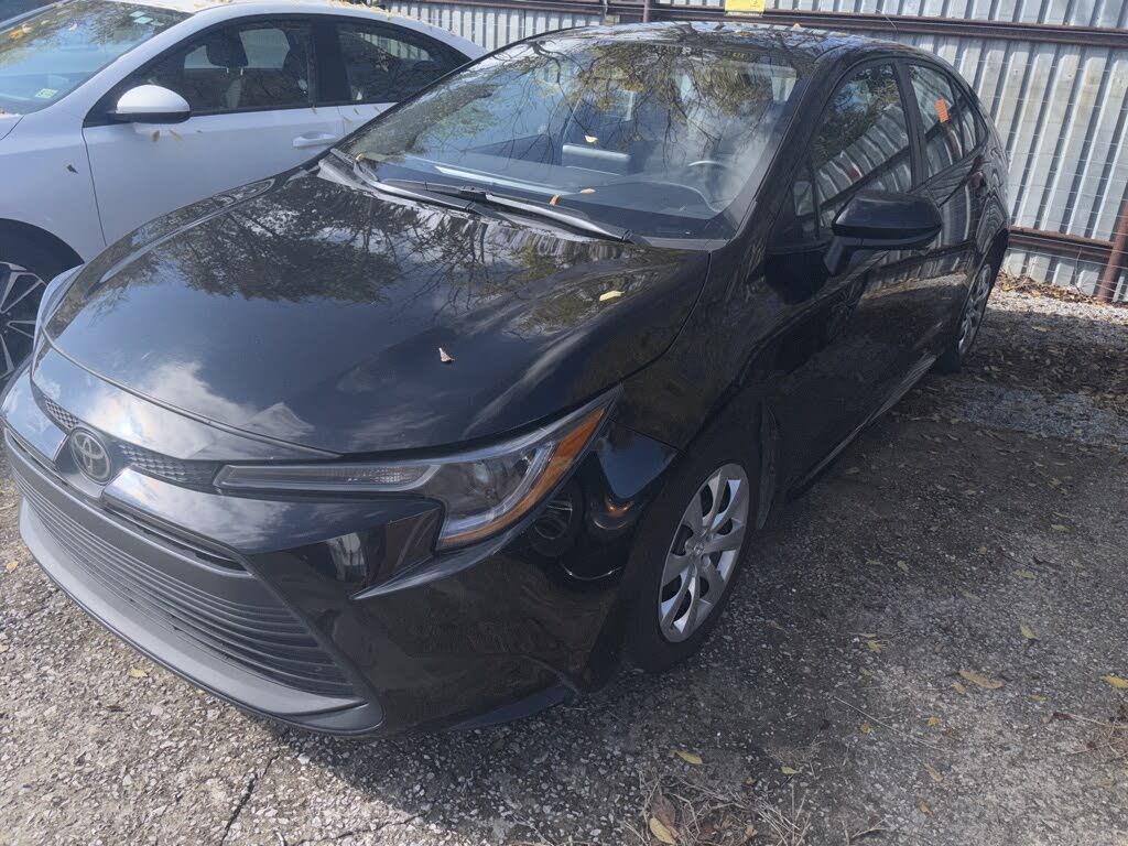 2024 Toyota Corolla LE FWD