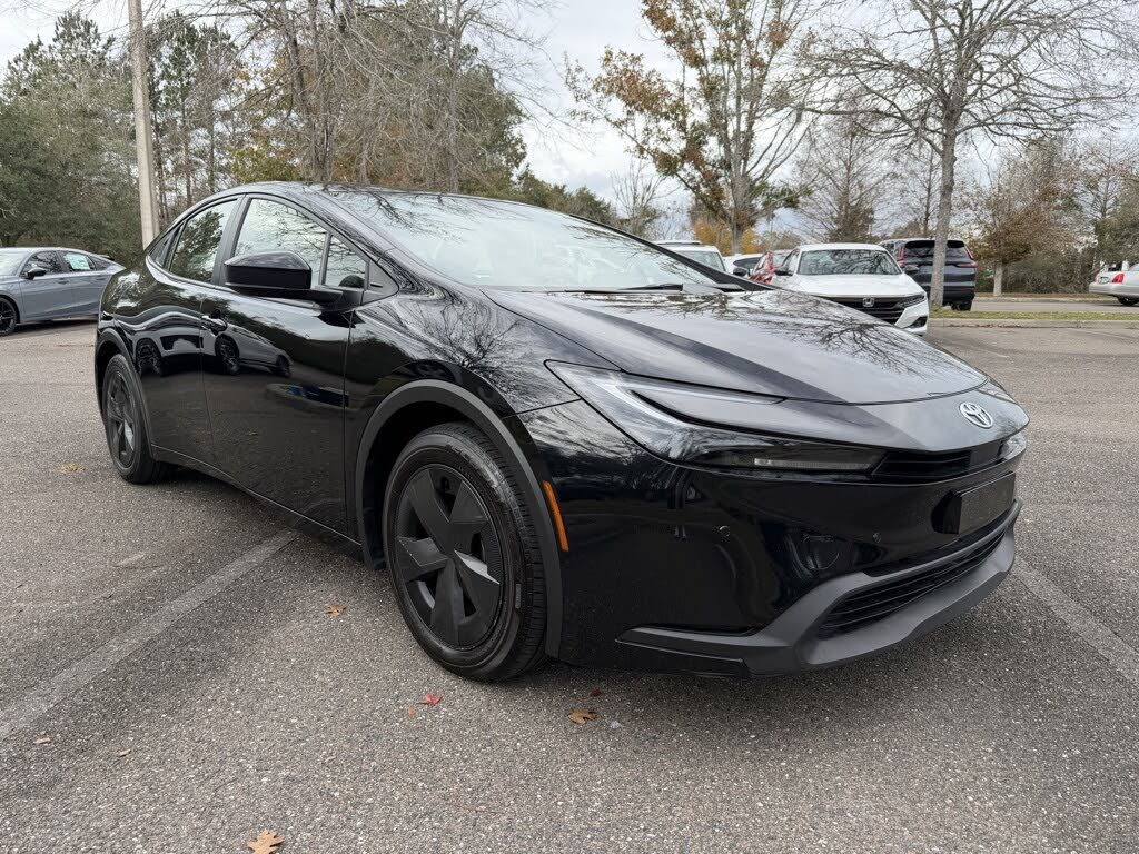 2024 Toyota Prius LE FWD