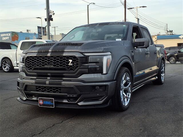 2025 Ford F-150 Lariat SuperCrew 4WD