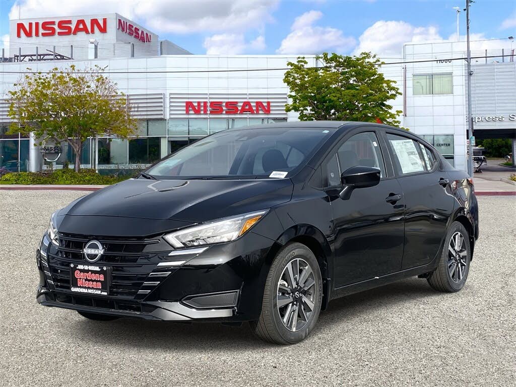 2025 Nissan Versa SV FWD